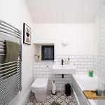 Apartamento Hayy Collection Townhouse Living At Cliff Oaks