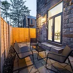 Hayy Collection Townhouse Living At Cliff Oaks Apartamento