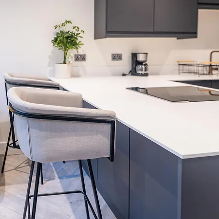 Hayy Collection Townhouse Living At Cliff Oaks