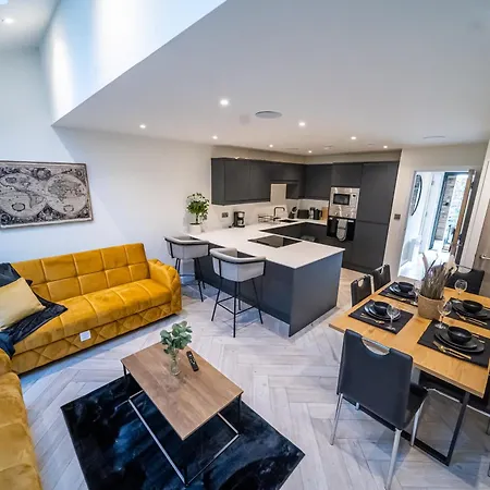 アパート Hayy Collection Townhouse Living At Cliff Oaks *