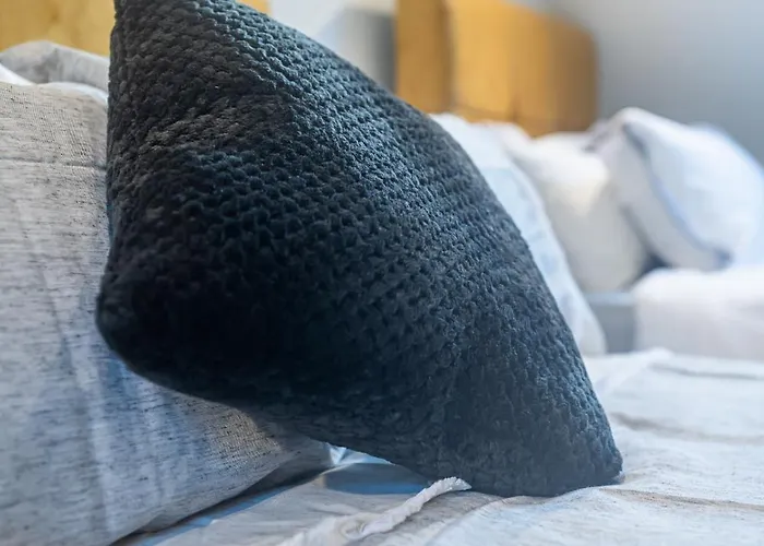 Hayy Collection Townhouse Living At Cliff Oaks 公寓 *