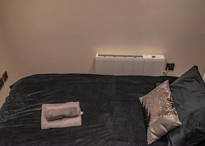 Hayy Collection Townhouse Living At Cliff Oaks *