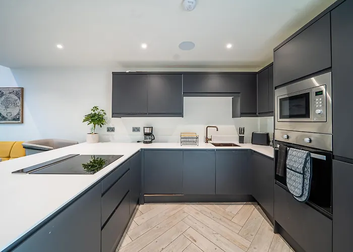 Hayy Collection Townhouse Living At Cliff Oaks 公寓 利兹