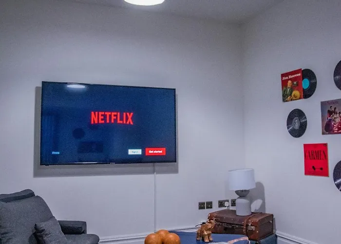 アパート Hayy Collection Townhouse Living At Cliff Oaks リーズ