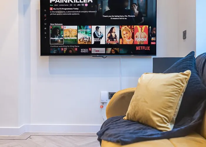 Hayy Collection Townhouse Living At Cliff Oaks * リーズ