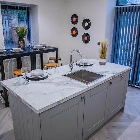 Hayy Collection Townhouse Living At Cliff Oaks Appartement *
