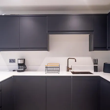 Hayy Collection Townhouse Living At Cliff Oaks * Λιντς